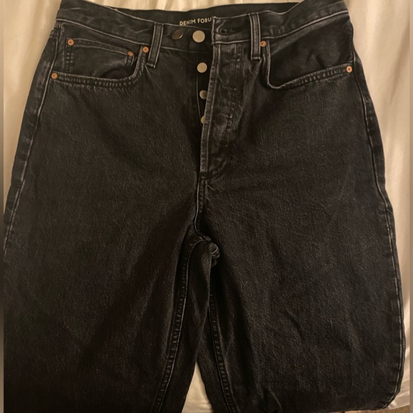 Aritzia Denim Forum - The BF High Rise Loose Jeans 28L in Black - Picture 3 of 8